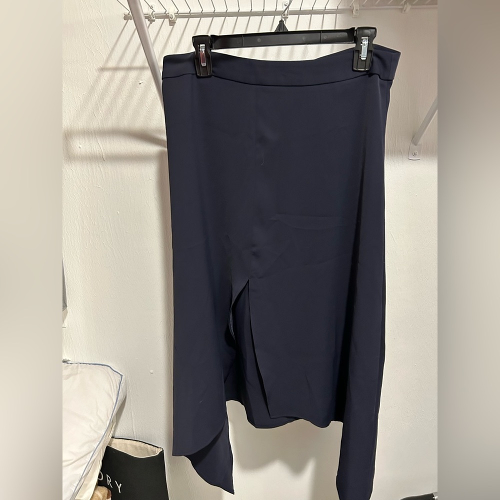 Express, size 10, navy blue skirt